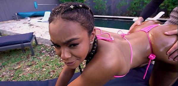  Hot black amateur gets oiled up and massaged - ebony porn